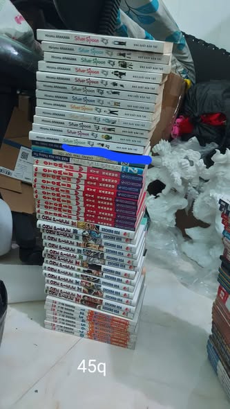 Ảnh trong bài của Phạm Uyên • Mua bán - trao đổi Light Novel/Manga/Goods Việt Nam (3/4)