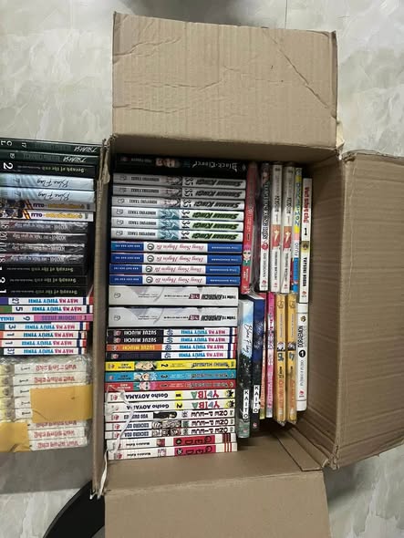 Ảnh trong bài của Han Doan • Mua Bán Manga Truyện Tranh (1/2)